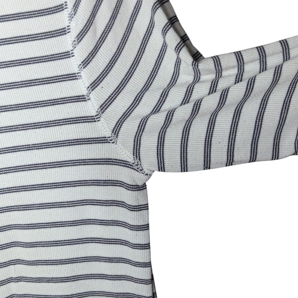 Thread & Supply Striped Ribbed Knit Admiration Top White Navy Small Long Sleeve - Picture 10 of 10